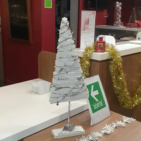 Hotel Campanile Besançon Nord Ecole Valentin 3*